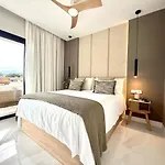 דירה Botanico Luxury With Pool Area And Terrace *