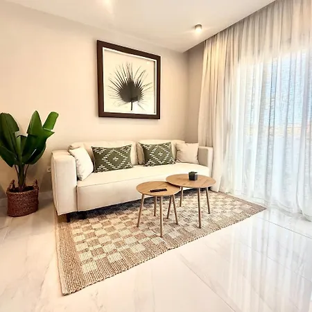 Botanico Luxury With Pool Area And Terrace דירה